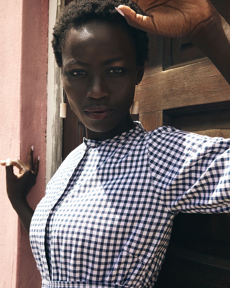 © Heidi Rondak - Earrings: Lichen & Leaf Dress: Margot Molyneux