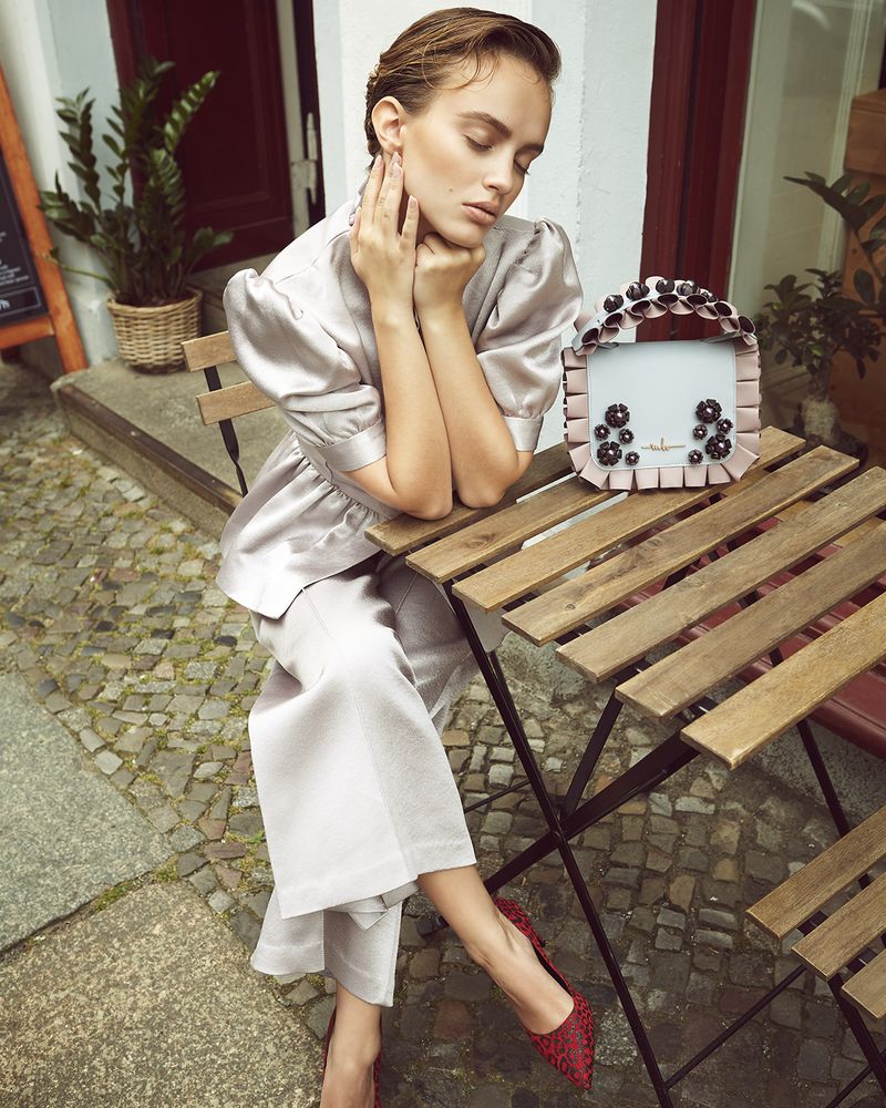 © Heidi Rondak - Image from the Moi, Lolita photography project