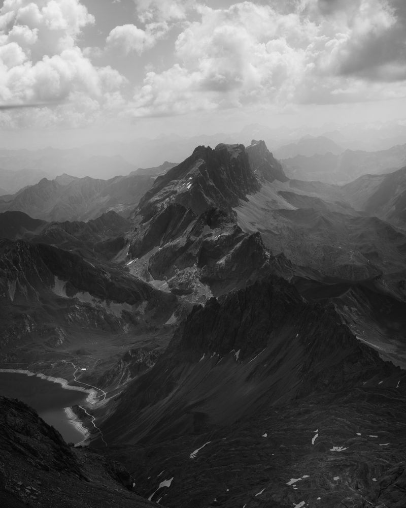 © rick van der klooster - Image from the A Conversation between the Mountain and the River photography project