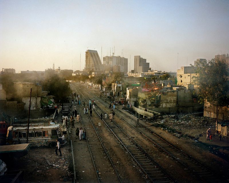© Valentino Bellini - Image from the Karachi_City of Eagles photography project