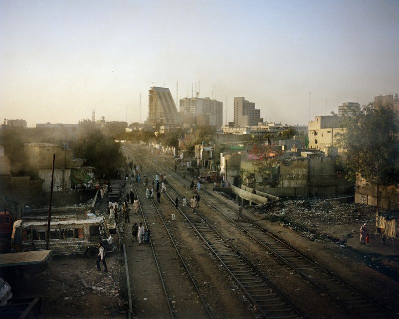 © Valentino Bellini - Image from the Karachi_City of Eagles photography project