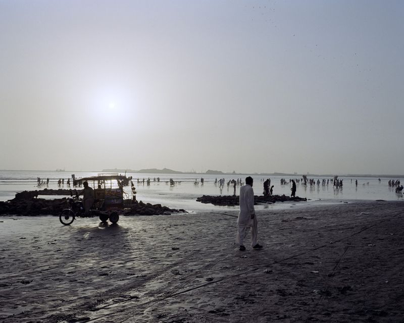 © Valentino Bellini - Image from the Karachi_City of Eagles photography project