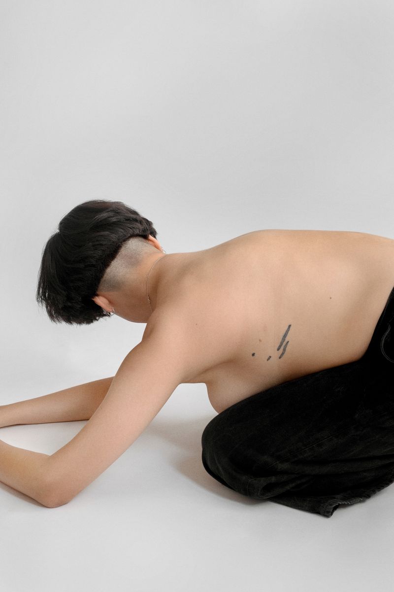 © Roxana Rios - FIGURE, FORM excerpt from sequence from HANAKO, one of over 20 participants,  2020 ongoing