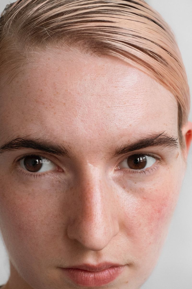 © Roxana Rios - FIGURE, FORM excerpt from sequence from NORA, one of over 20 participants,  2020 ongoing