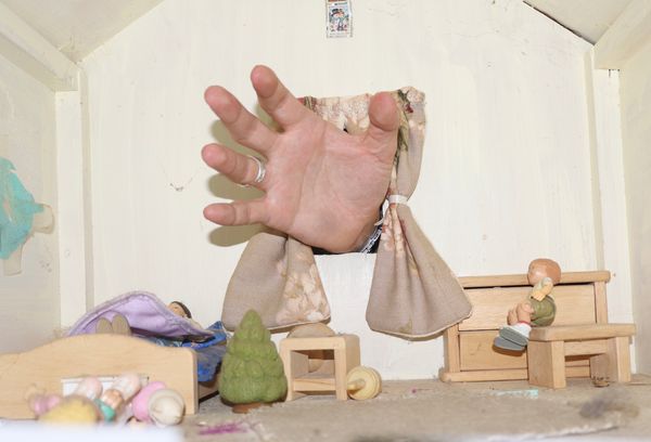 © mmonkism - High Five