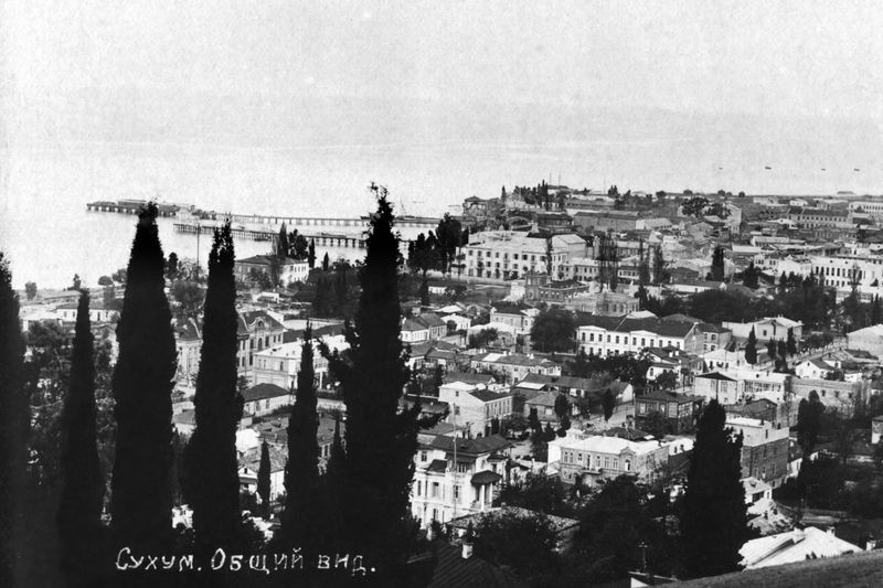 © Natalya Madilyan - Image from the Look at Us Tenderly photography project