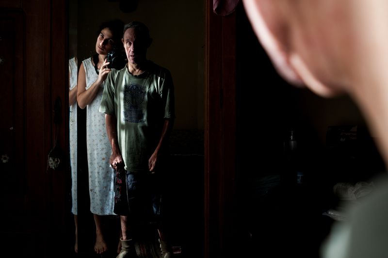 © Ilana Bar - Image from the transparências de lar photography project