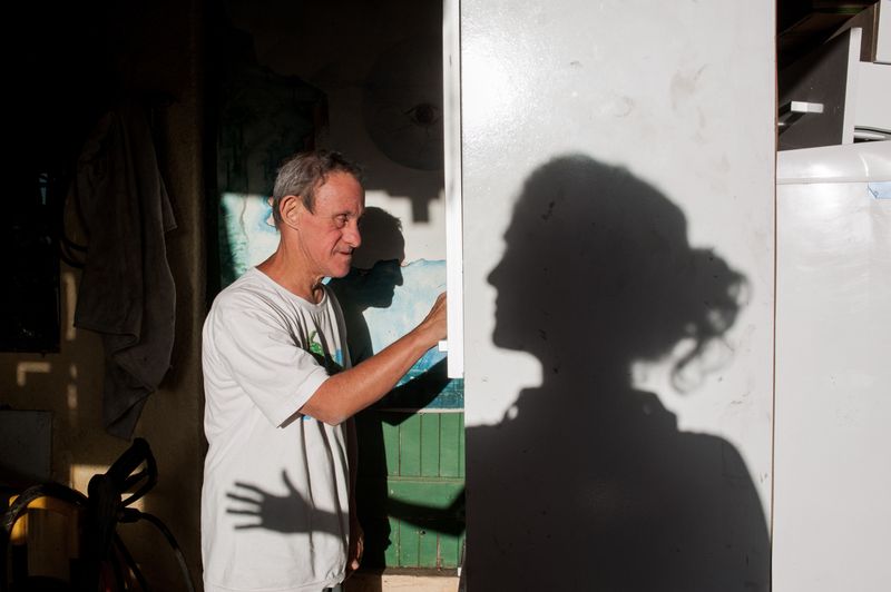 © Ilana Bar - Image from the transparências de lar photography project