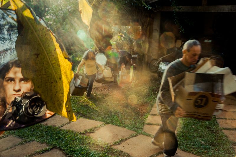 © Ilana Bar - Image from the transparencia de lar  (transparencies of home) photography project