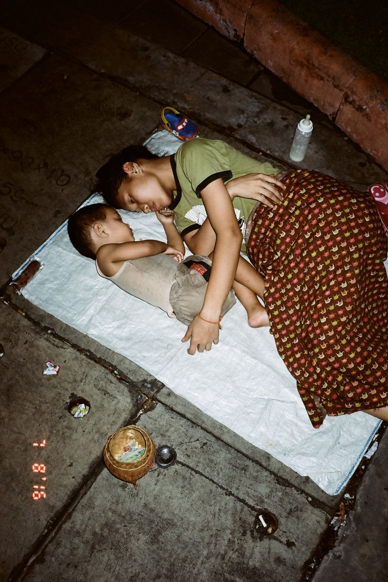 © Karol Grygoruk - Image from the I LOVE YOU DAD photography project