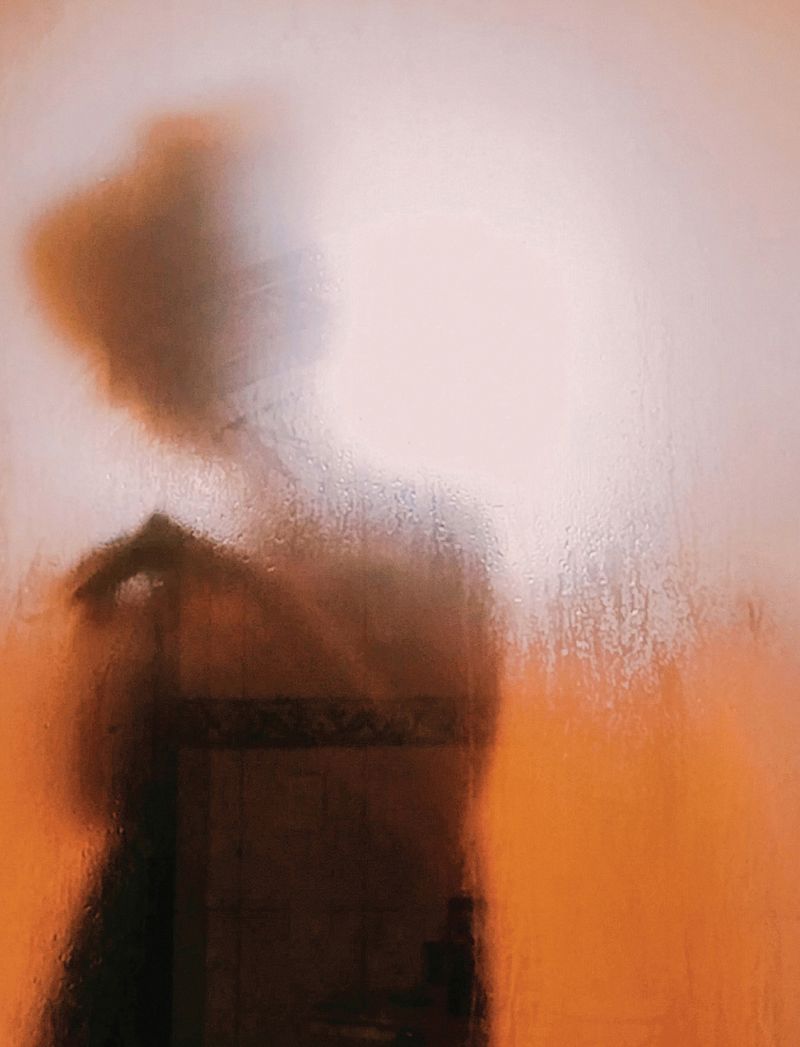 © Alinne Rezende - Image from the A note to myself photography project