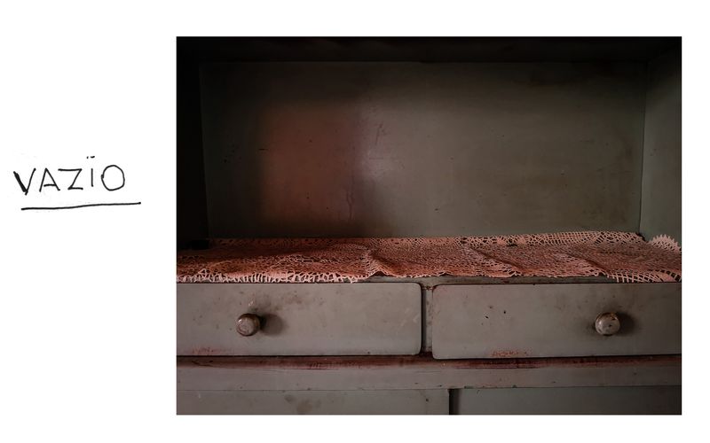 © Alinne Rezende - Image from the A note to myself photography project