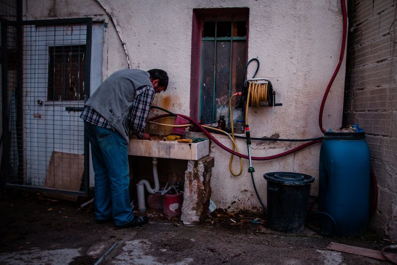 © Alinne Rezende - Image from the The Last Letter: What Remains Behind photography project