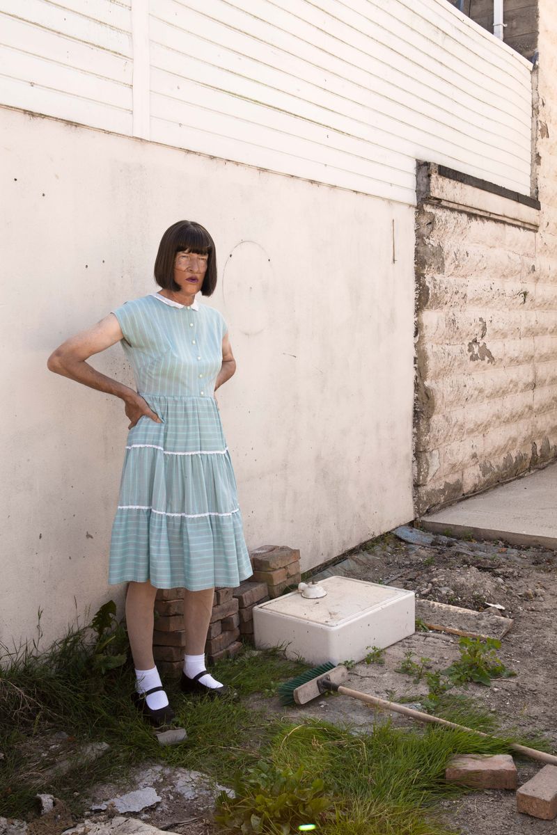 © Lisa Carletta - Image from the The ordinary life of Alison Martinu photography project