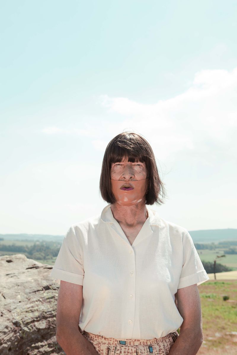 © Lisa Carletta - Image from the The ordinary life of Alison Martinu photography project