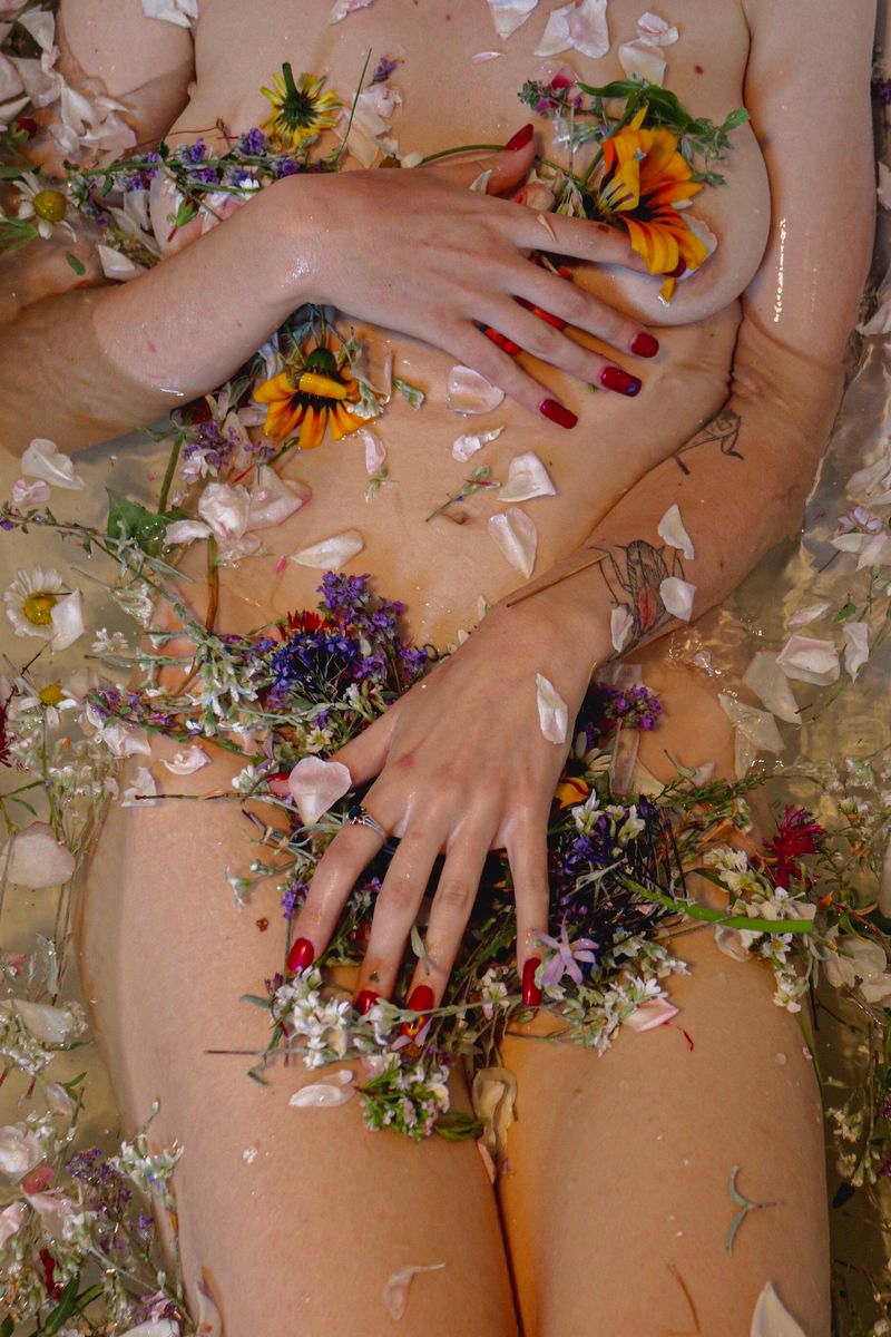 © Wenrui Wu - Image from the tender photography project