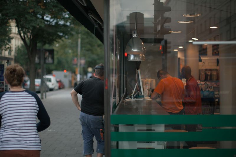 © Pratya Jankong - Image from the ''Swedish Family'' photography project