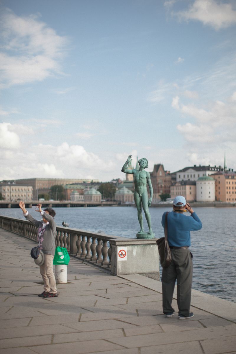 © Pratya Jankong - Image from the ''Swedish Family'' photography project