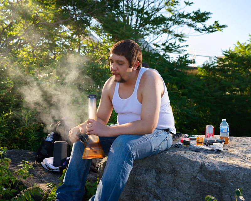 © Tommy Keith - Dakota With Bong, 2024