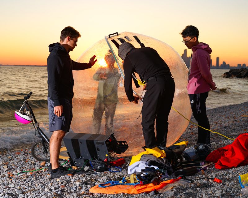 © Tommy Keith - Water Bubble, 2023