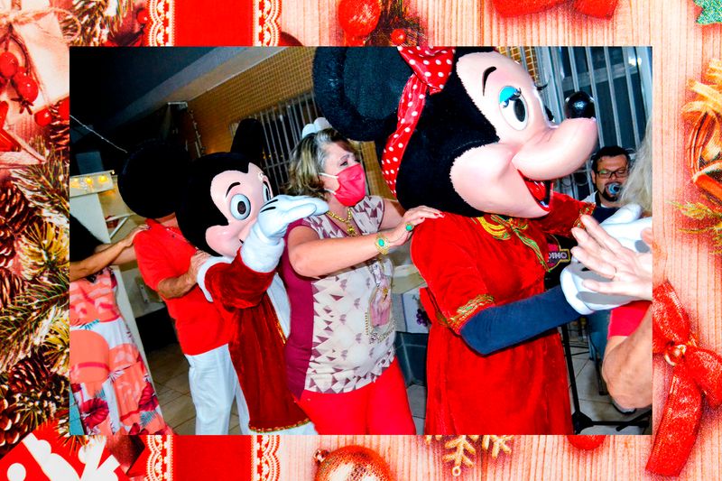 © Rafael Adorján - Image from the My Aunt's Christmas photography project