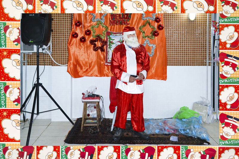 © Rafael Adorján - Image from the My Aunt's Christmas photography project