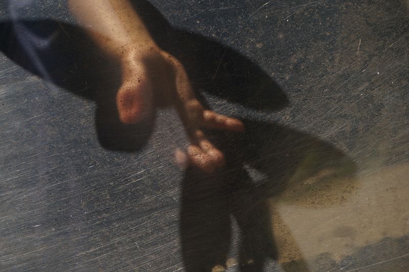 © Miki Hasegawa - Image from the internal notebook photography project