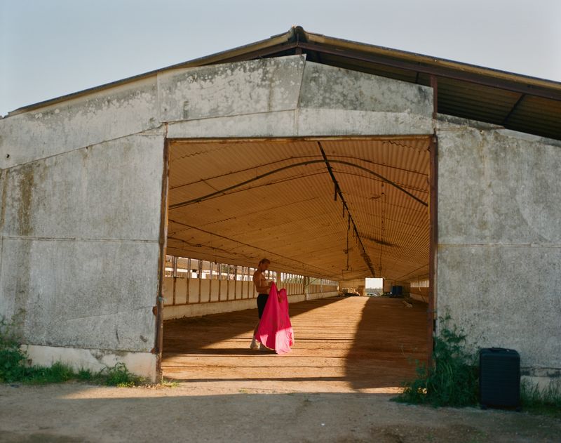 © Sophie Ebrard - Makeshift training ground, working with the capote