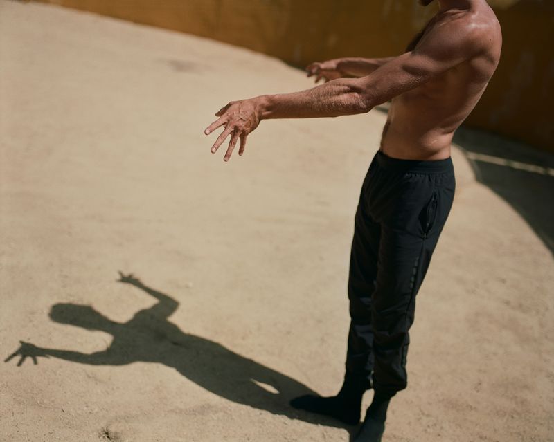 © Sophie Ebrard - The hand learns its gesture