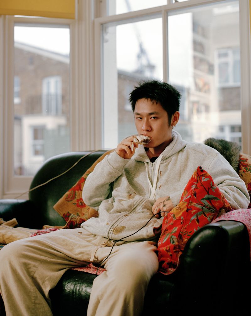 © Ziyu Wang - Wolfing Down