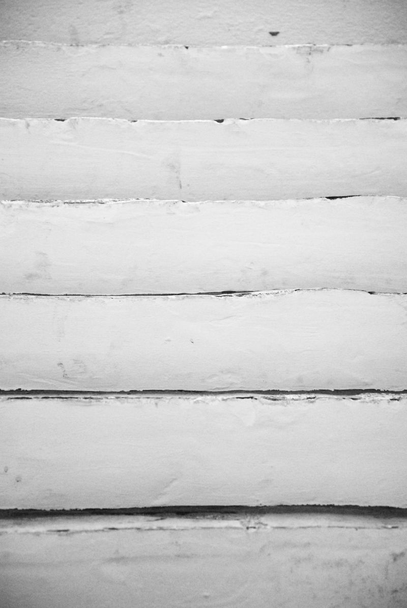 © MAYA CUSELL - Image from the BLANCO ASCENDENTE (ASCENDING WHITE) photography project