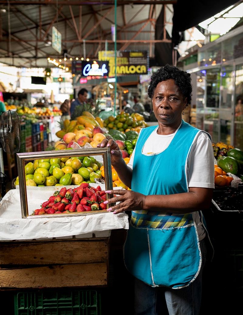 © JIMMY - Adelina, fruits.