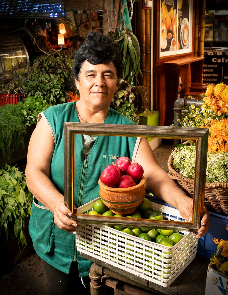 © JIMMY - Lesbia, herbs and fruits.