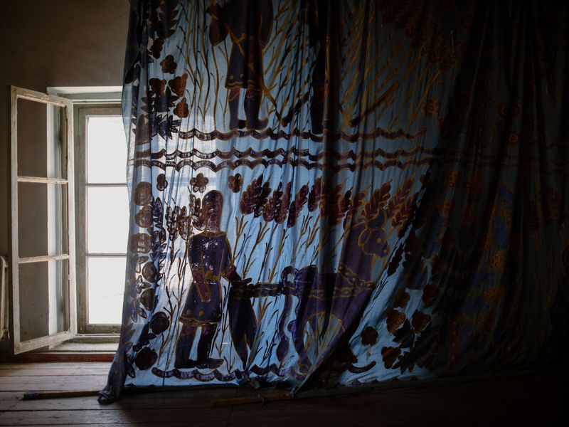 © Alexandre BAGDASSARIAN - Image from the The color of pomegranate photography project