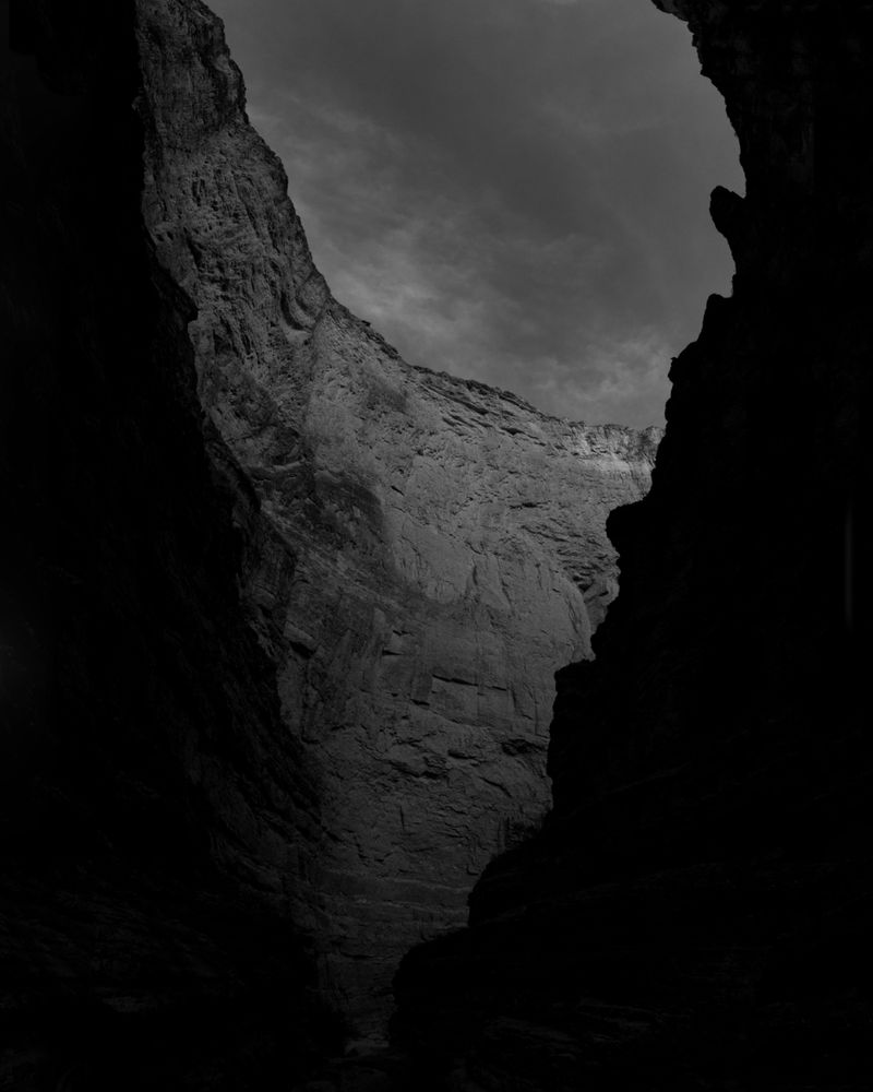 © Tommy Nease - Image from the Half a Chisel to the Earth photography project