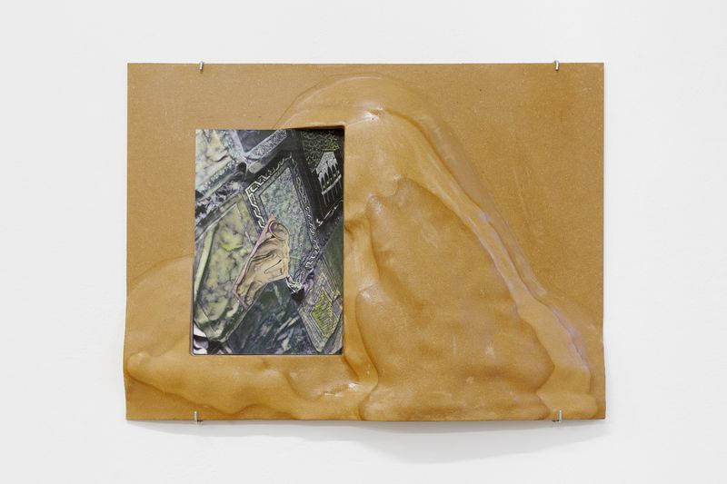 © Donja Nasseri - Image from the "I'm going to play with it at home (and feel like a pharaoh)", 2025 photography project