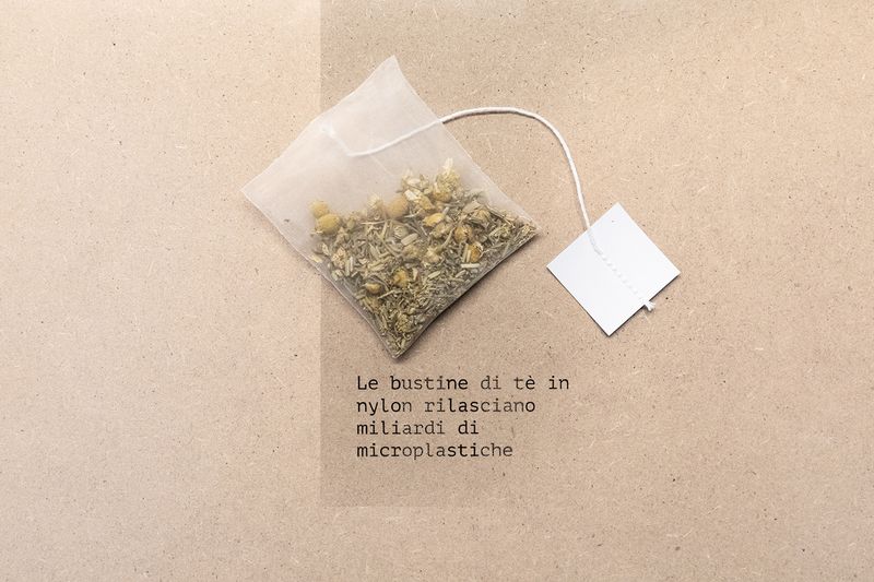 © MC DUEPUNTOOTTO - 2019 Milan (Italy), Nylon tea bags release billions of microplastics