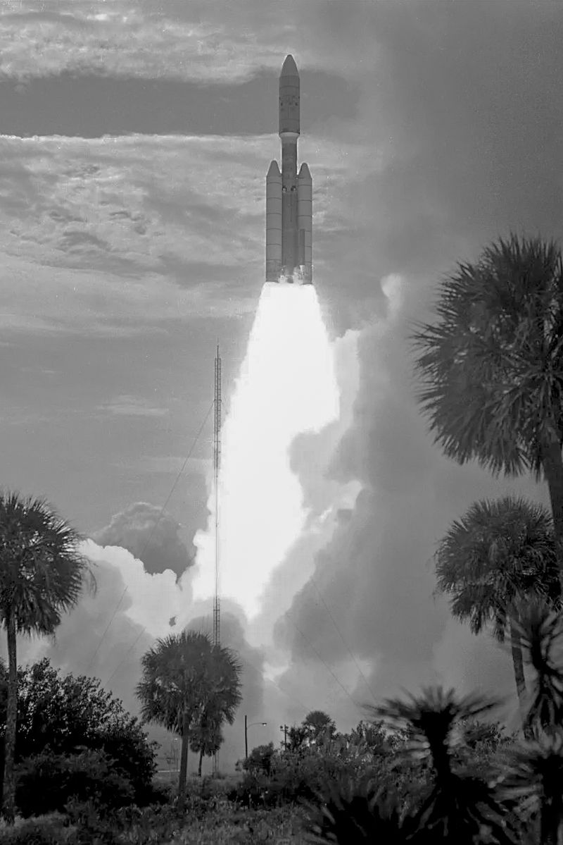 © Valeria Arendar - Image from the Another Earth, the same photography project