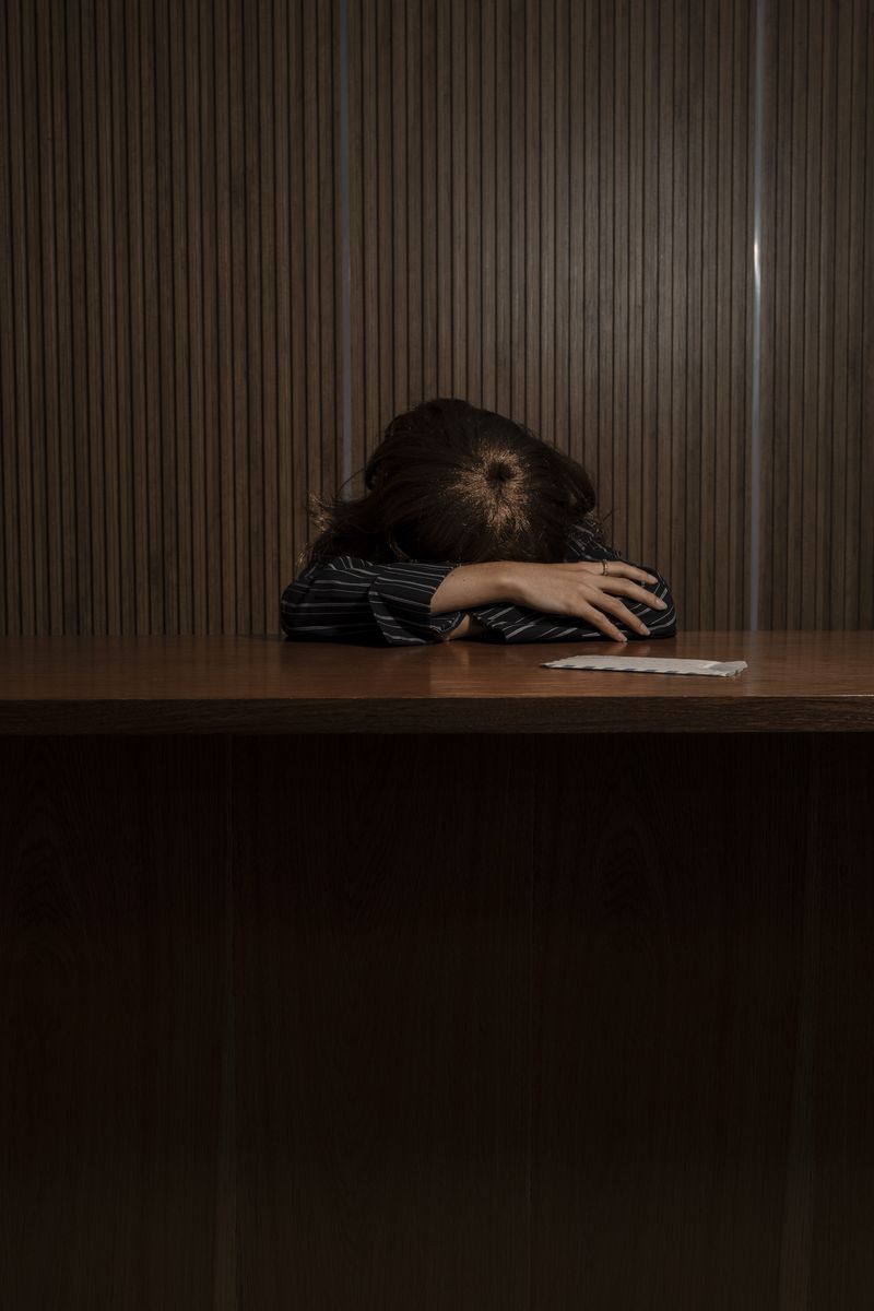 © Valeria Arendar - The hotel as a site of surveillance and eavesdropping.