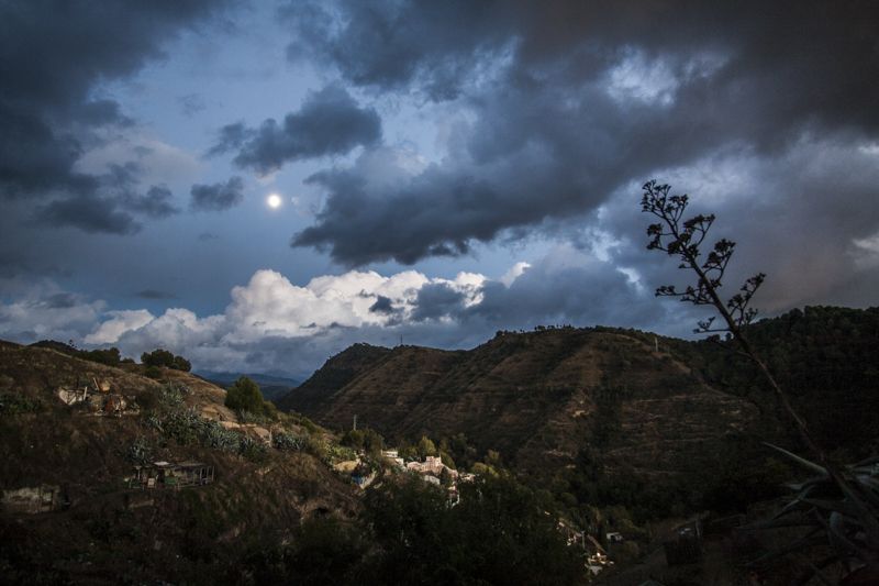 © Chiara Ferronato - The Sacromonte hill at night.