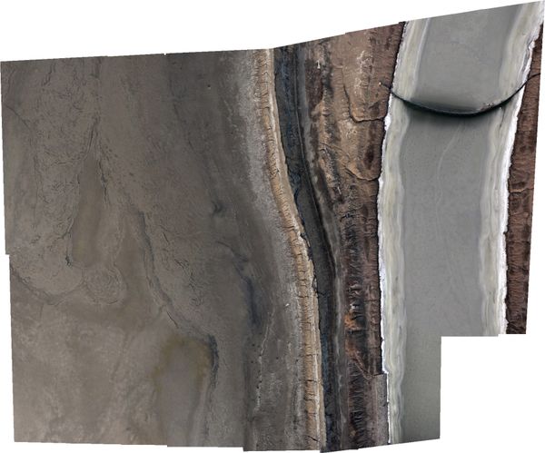 © Yue Hu - 38° 45' 29.58" N, 117° 34' 37.47" E