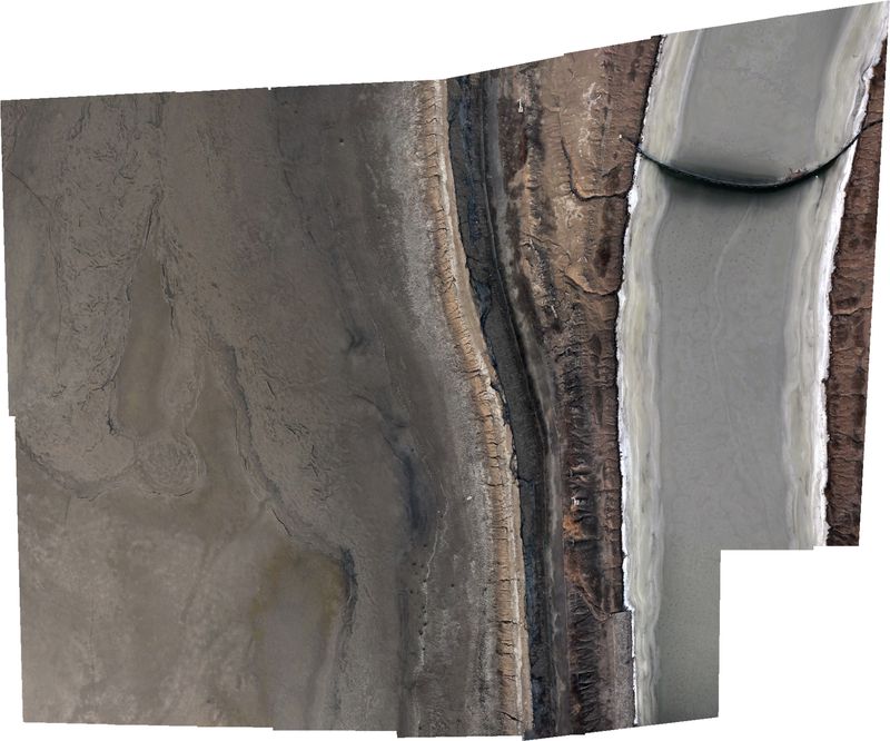 © Yue Hu - 38° 45' 29.58" N, 117° 34' 37.47" E