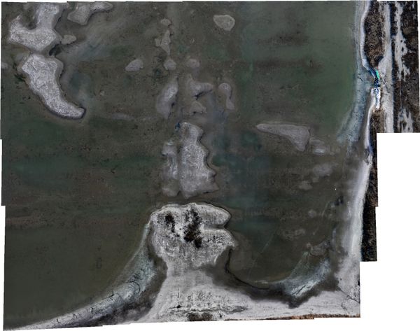 © Yue Hu - 38° 53' 53.682" N, 117° 49' 4.086" E