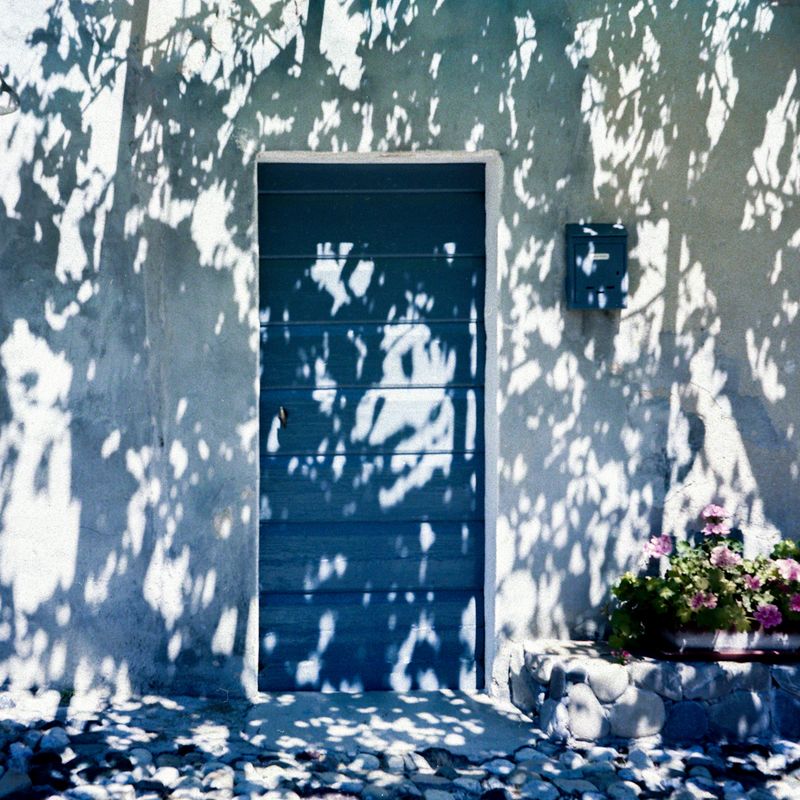 © camilla piana - Image from the The roots are oriented towards water photography project