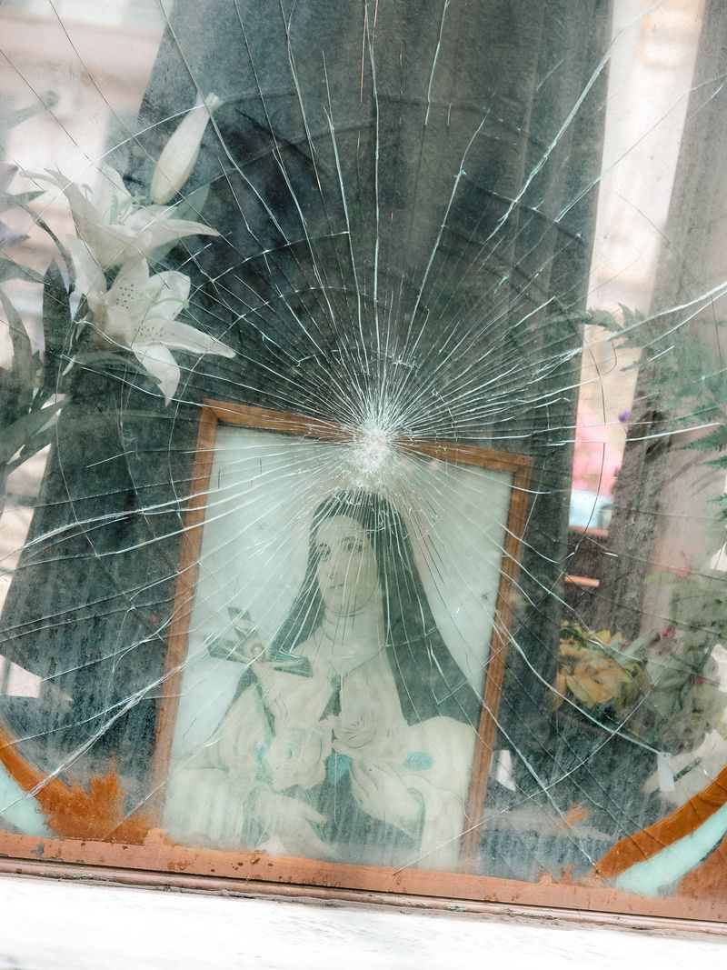 © Tiziana Amico - Image from the Zagara—Ogni fiore porta il profumo del suo segreto photography project