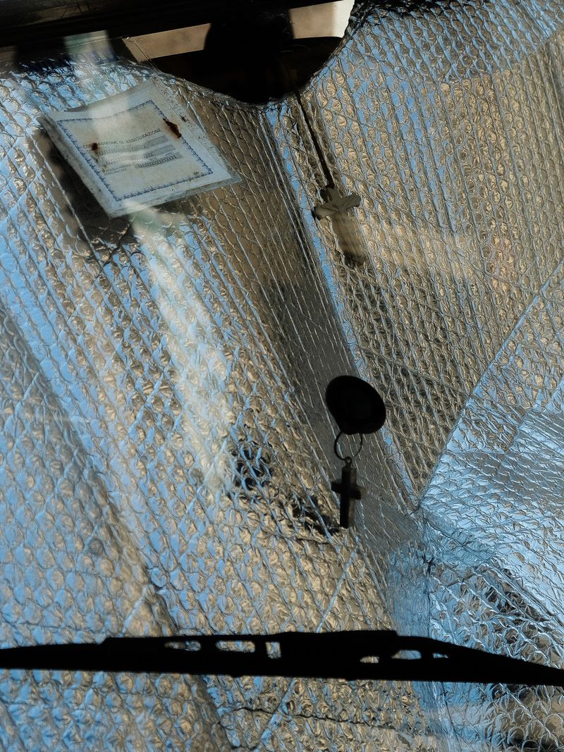 © Tiziana Amico - Image from the Zagara—Ogni fiore porta il profumo del suo segreto photography project