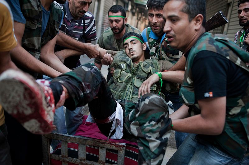 © Giulio Piscitelli - Image from the Syria: An orphan revolution photography project