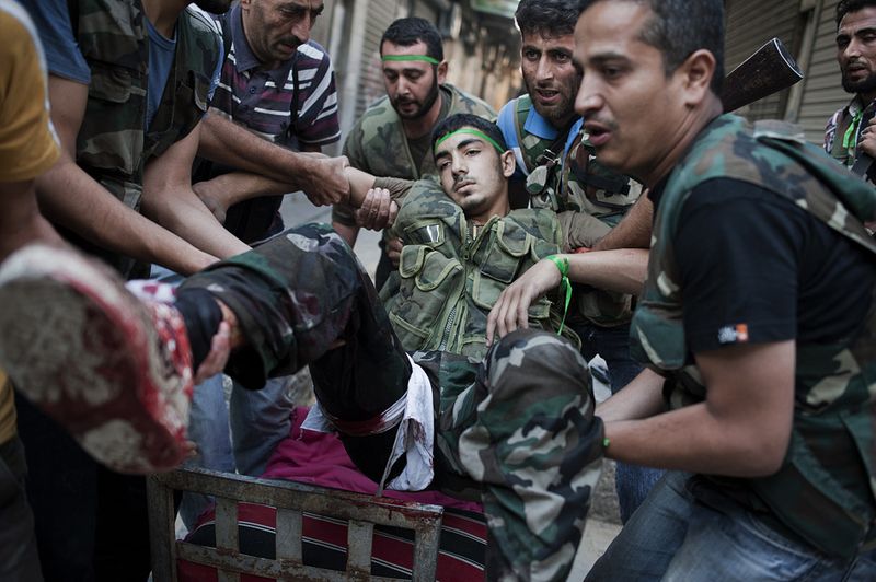 © Giulio Piscitelli - Image from the Syria: An orphan revolution photography project