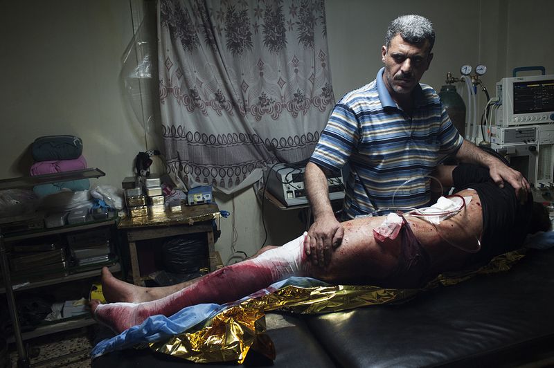 © Giulio Piscitelli - Image from the Syria: An orphan revolution photography project