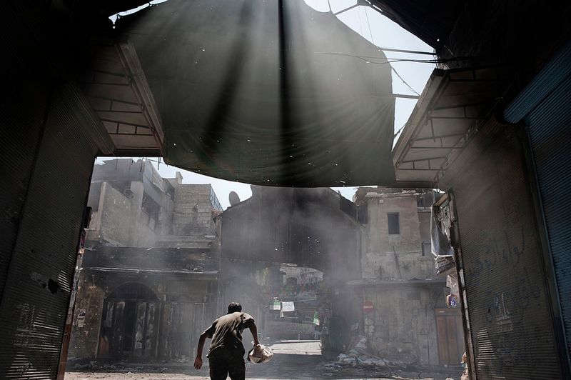 © Giulio Piscitelli - Image from the Syria: An orphan revolution photography project